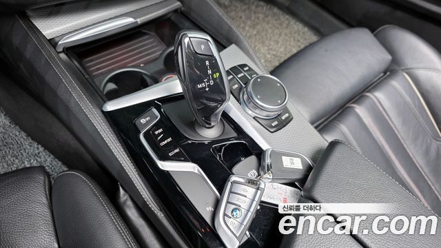 BMW 5-Series 520d M Sport package
