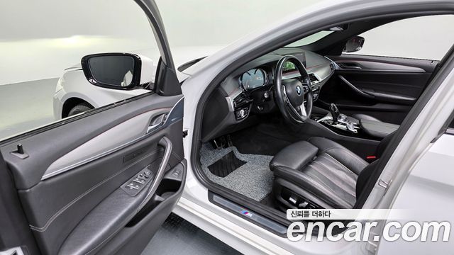 BMW 5-Series 520d M Sport package