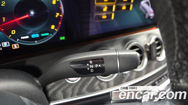 Mercedes-Benz E-Class E350 4MATIC AMG Line Edition