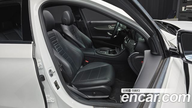 Mercedes-Benz E-Class E350 4MATIC AMG Line Edition