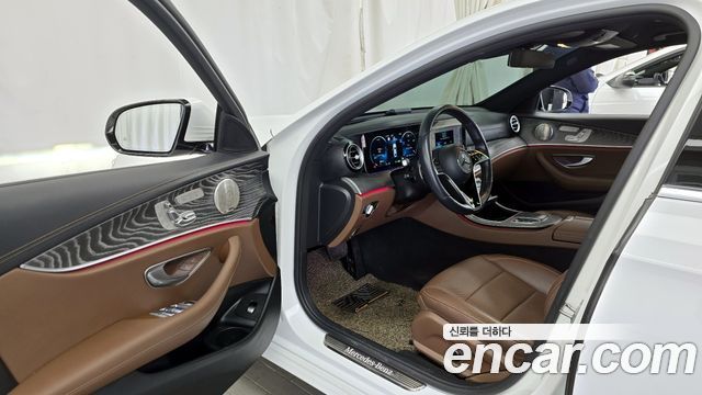 Mercedes-Benz E-Class E350 4MATIC Avantgarde