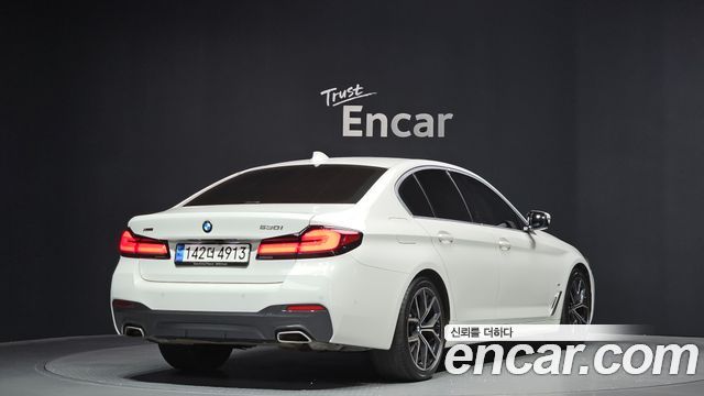 BMW 5-Series 530i xDrive M Sport Package