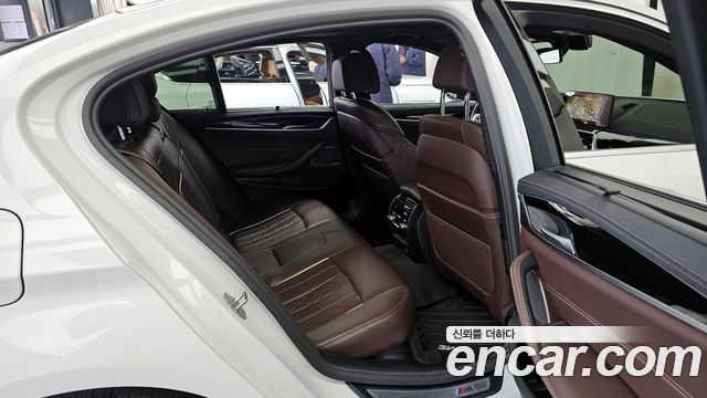 BMW 5-Series 530i xDrive M Sport Package
