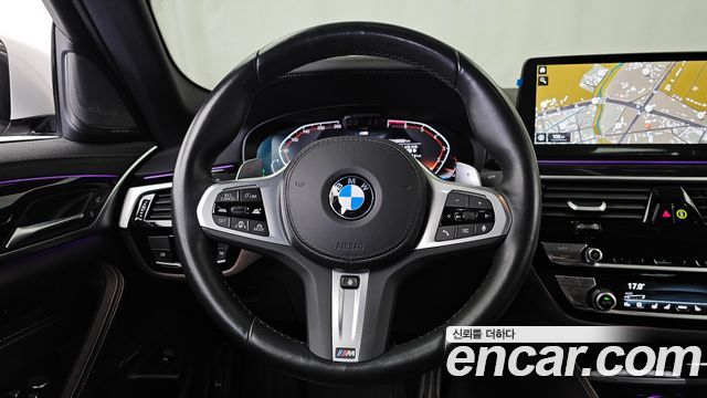 BMW 5-Series 530i xDrive M Sport Package