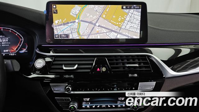 BMW 5-Series 530i xDrive M Sport Package