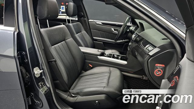 Mercedes-Benz E-Class E220 Bluetec Avantgarde