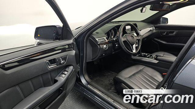 Mercedes-Benz E-Class E220 Bluetec Avantgarde