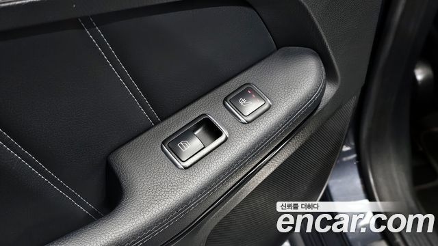 Mercedes-Benz E-Class E220 Bluetec Avantgarde