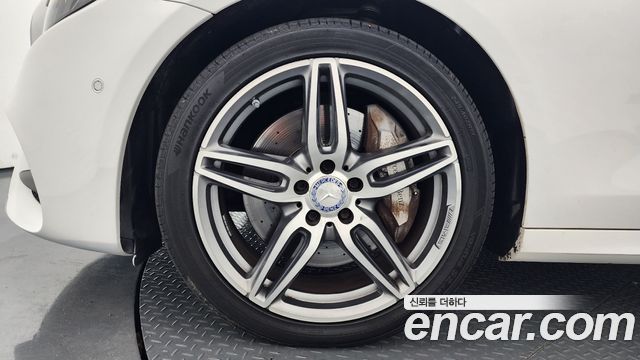 Mercedes-Benz E-Class E350d