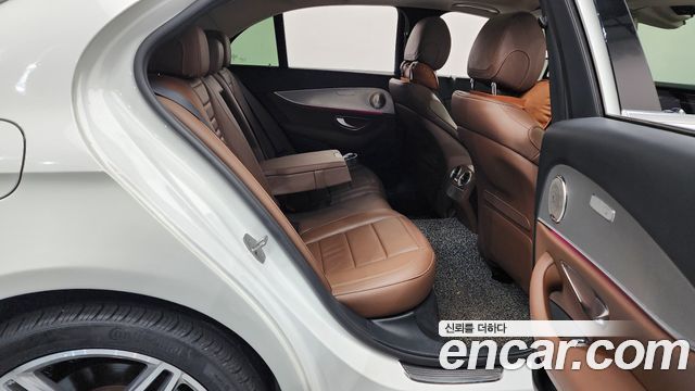 Mercedes-Benz E-Class E350d