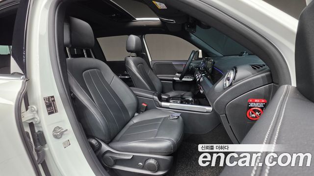 Mercedes-Benz GLB-Class GLB200 d
