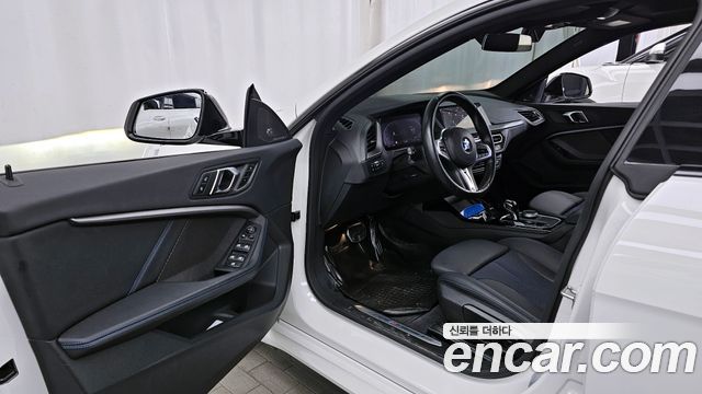 BMW 2-Series 220i M Sports