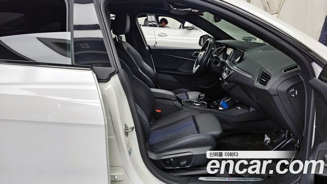 BMW 2-Series 220i M Sports