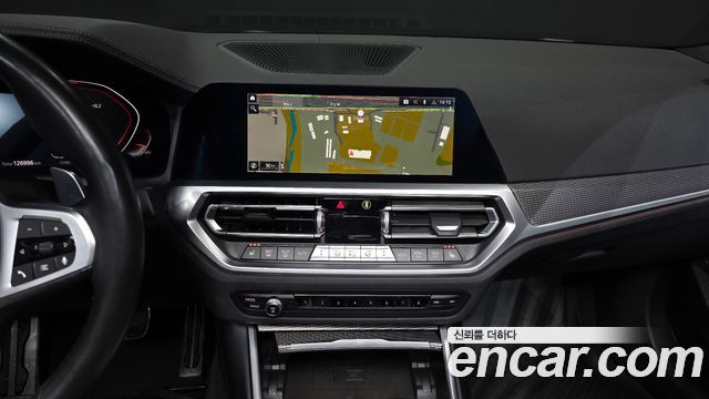 BMW 3-Series 330i xDrive M Sport