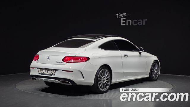 Mercedes-Benz C-Class C200 Coupe