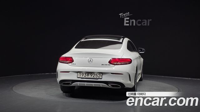 Mercedes-Benz C-Class C200 Coupe