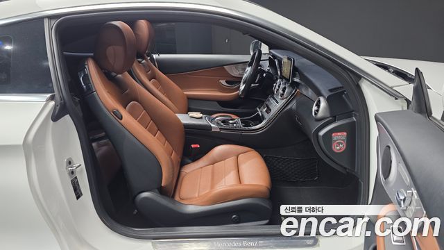 Mercedes-Benz C-Class C200 Coupe