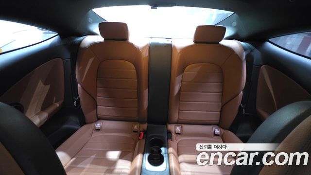 Mercedes-Benz C-Class C200 Coupe
