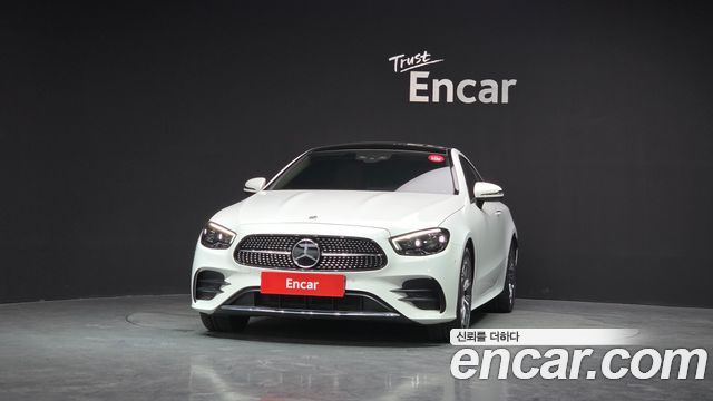 Mercedes-Benz E-Class E300d 4MATIC Coupe