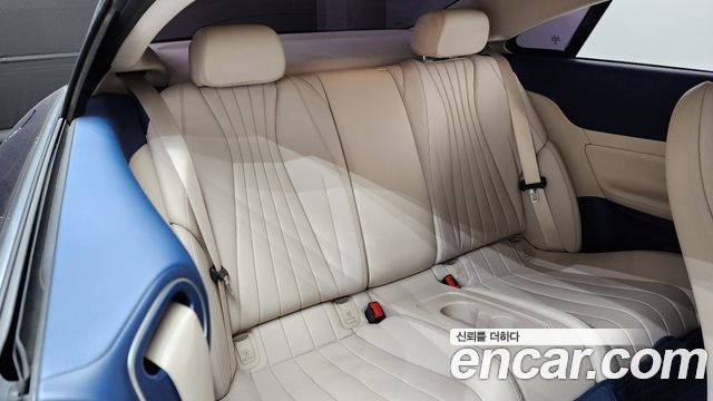 Mercedes-Benz E-Class E220d Coupe