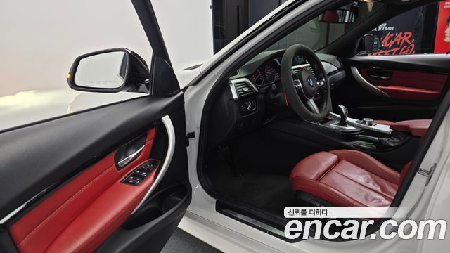 BMW 3-Series 330i M Sport