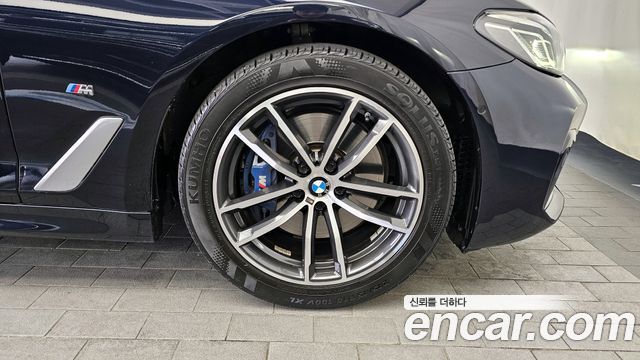 BMW 5-Series 523d M Sport
