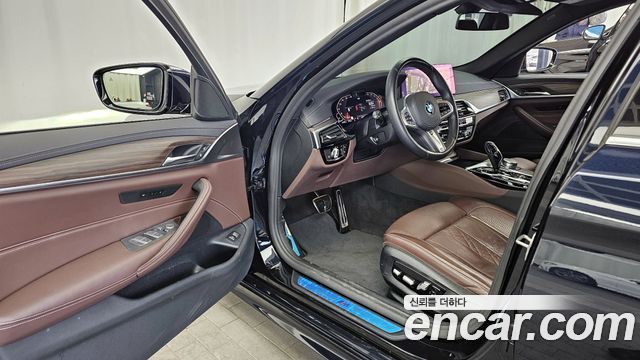 BMW 5-Series 523d M Sport