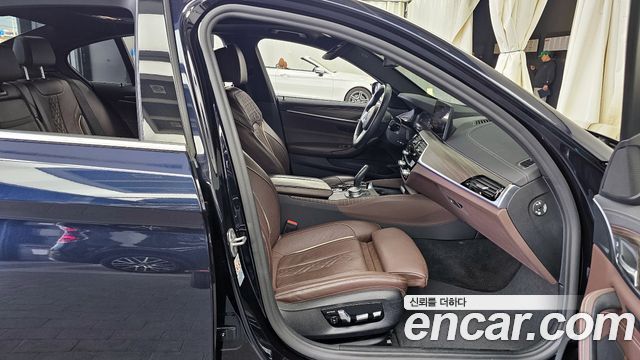 BMW 5-Series 523d M Sport