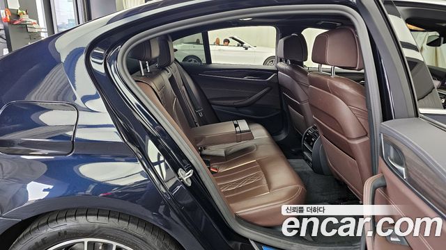 BMW 5-Series 523d M Sport