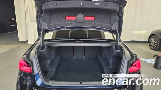 BMW 5-Series 523d M Sport