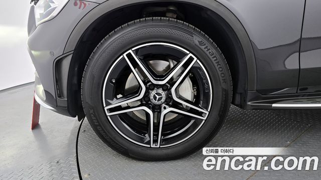 Mercedes-Benz GLC-Class GLC300 4MATIC