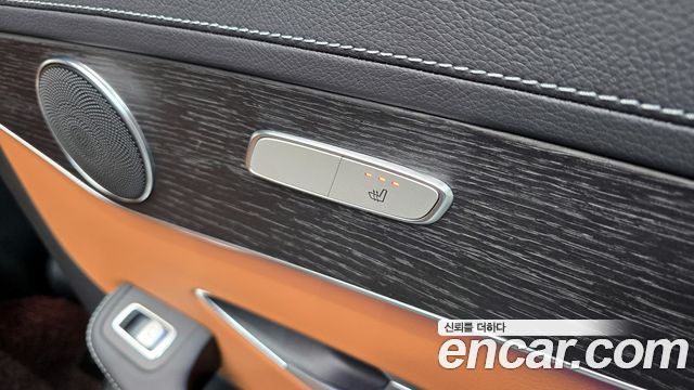 Mercedes-Benz GLC-Class GLC300 4MATIC