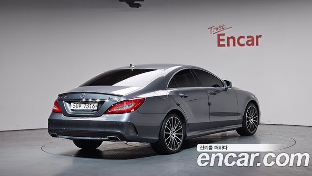 Mercedes-Benz CLS-Class CLS250 d 4MATIC AMG Line