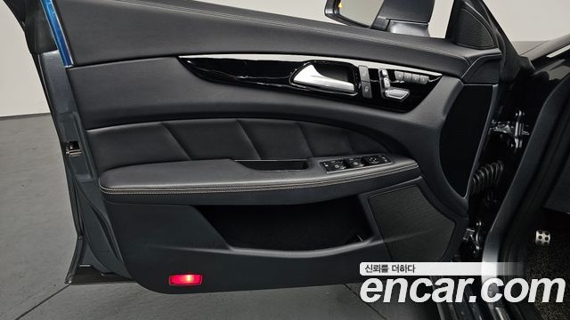 Mercedes-Benz CLS-Class CLS250 d 4MATIC AMG Line