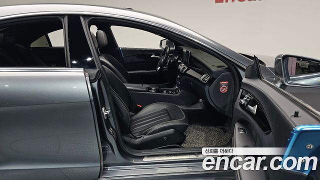 Mercedes-Benz CLS-Class CLS250 d 4MATIC AMG Line