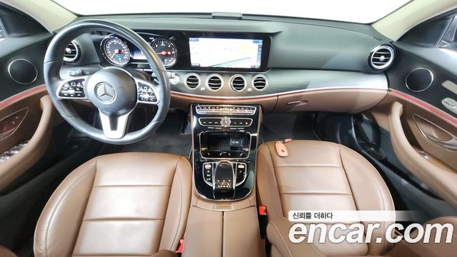 Mercedes-Benz E-Class E220d Avantgarde