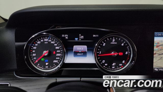 Mercedes-Benz E-Class E220d Avantgarde