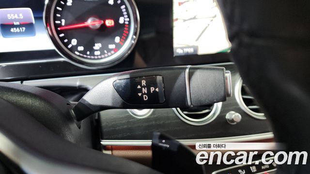 Mercedes-Benz E-Class E220d Avantgarde