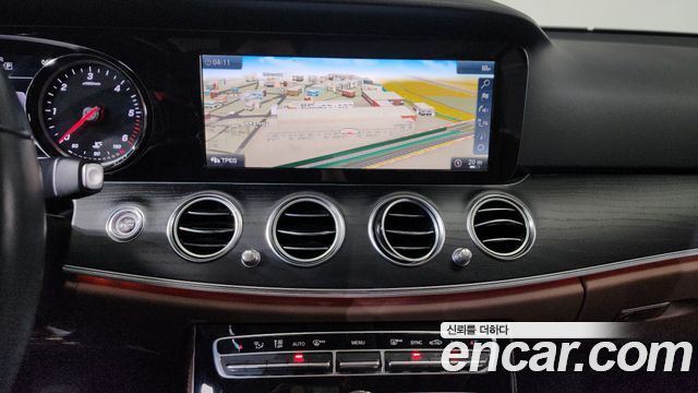 Mercedes-Benz E-Class E220d Avantgarde