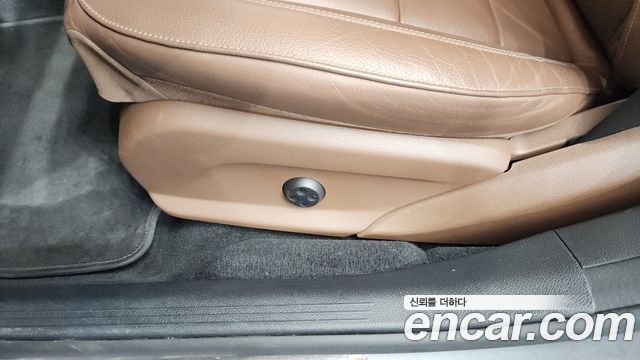 Mercedes-Benz E-Class E220d Avantgarde