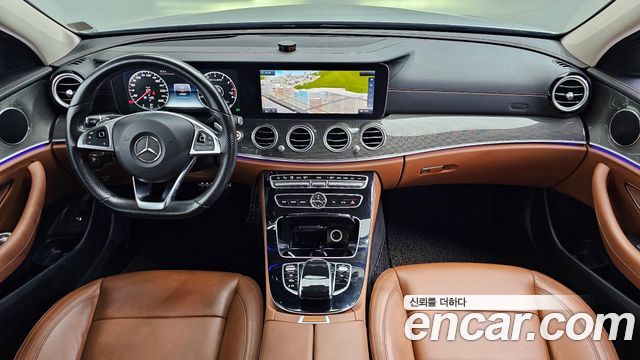 Mercedes-Benz E-Class E300 4MATIC AMG Line