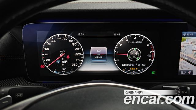 Mercedes-Benz E-Class E300 4MATIC AMG Line