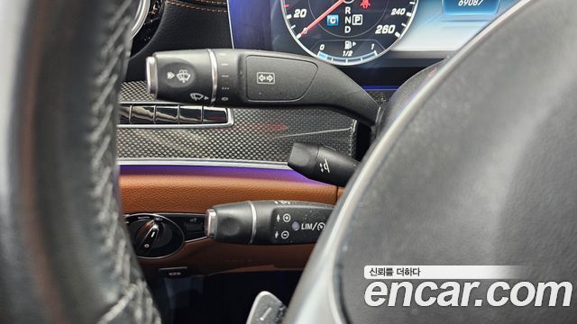 Mercedes-Benz E-Class E300 4MATIC AMG Line