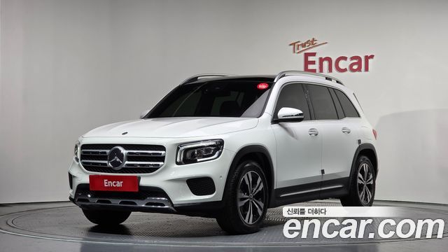 Mercedes-Benz GLB-Class GLB220