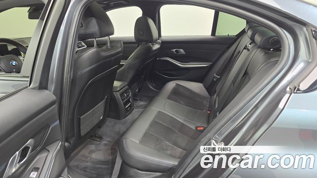 BMW 3-Series 320i M Sport