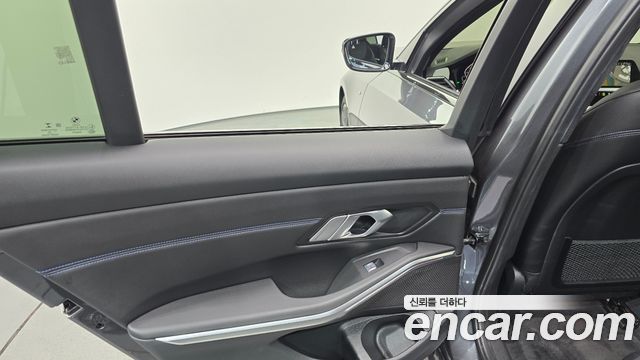 BMW 3-Series 320i M Sport