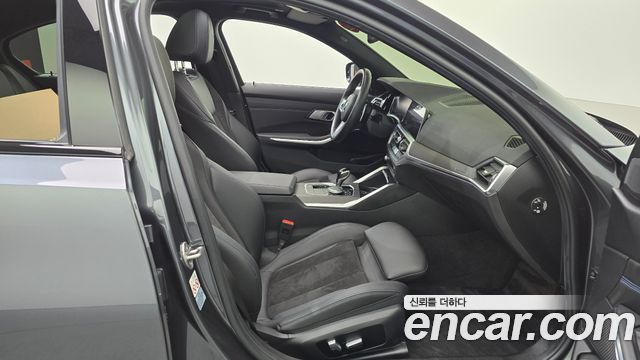 BMW 3-Series 320i M Sport