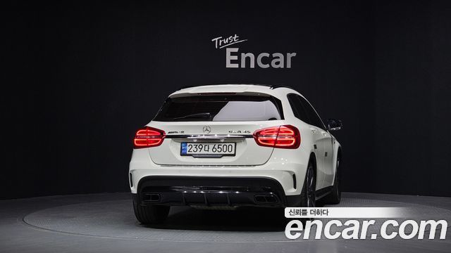 Mercedes-Benz GLA-Class GLA45 AMG 4MATIC