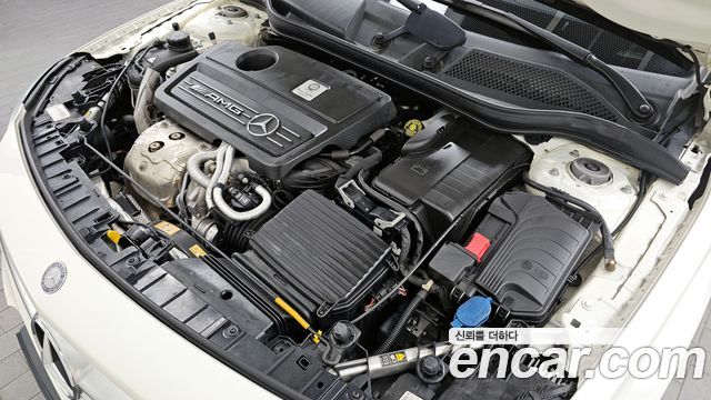 Mercedes-Benz GLA-Class GLA45 AMG 4MATIC