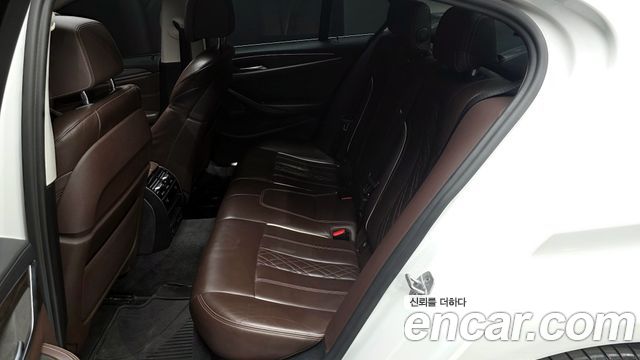 BMW 5-Series 520d Luxury Plus